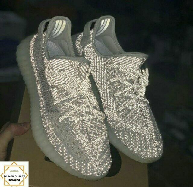 Yeezy 350 Phản Quang: Siêu Phẩm Giày Thể Thao Đèn Sáng!