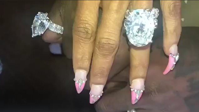 Gucci Mane Buys His Wife A 60 Carat Wedding Ring Upgrade | Daily Mail Online