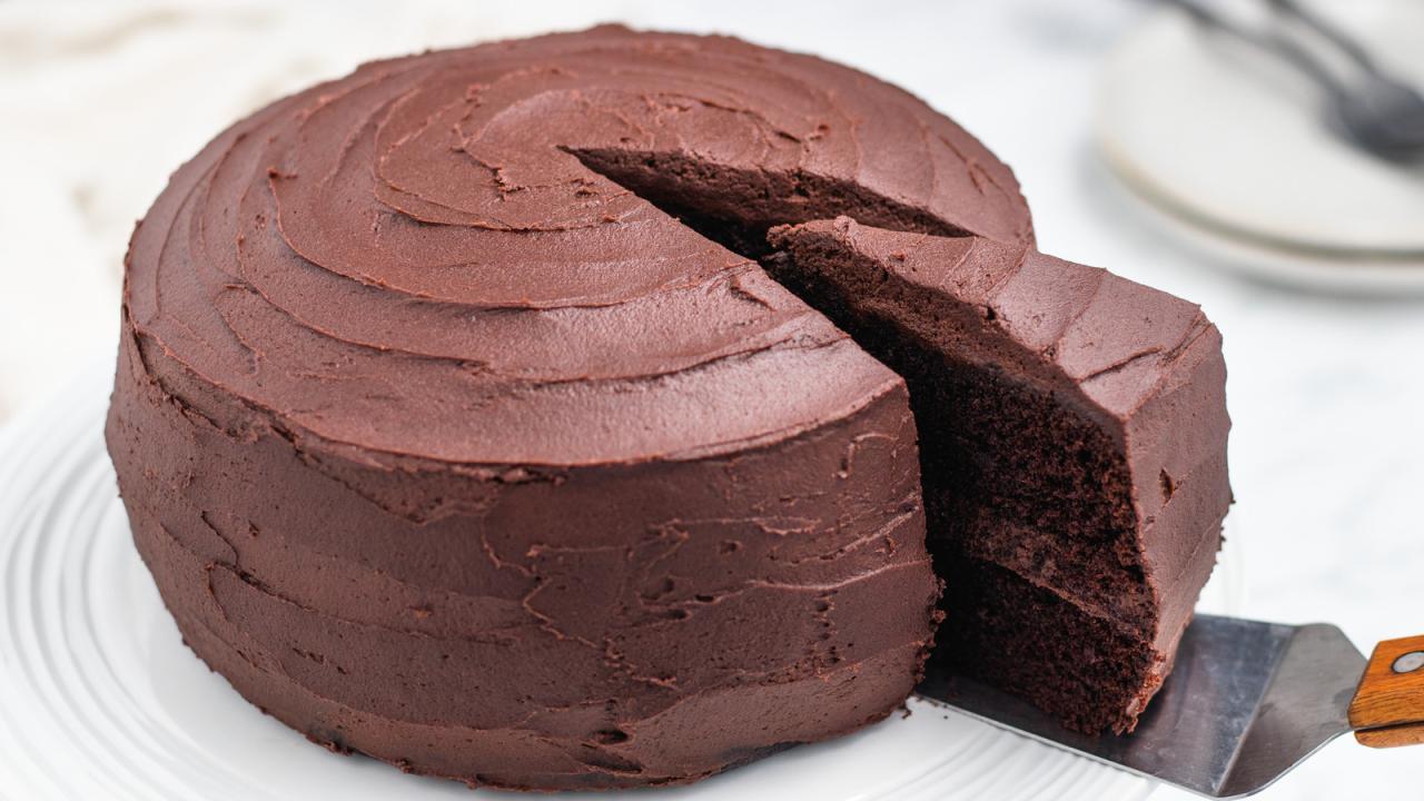 2-Layer Chocolate Cake Recipe