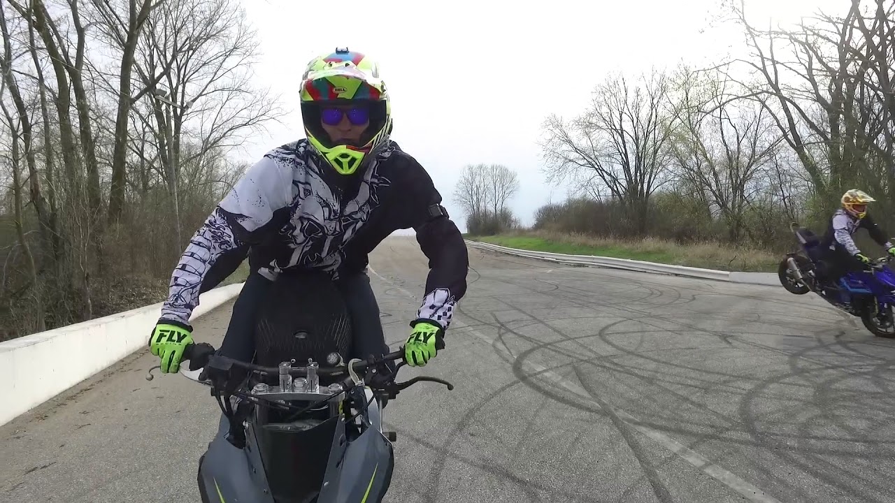 Yamaha R3 Stunt Riding - Youtube