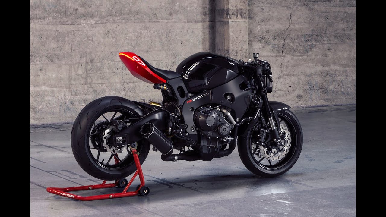 Cafe Racer || The Ultimate Café Fighter Kit - Youtube