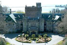 Til That The Same Castle Has Been Used As The X-Mansion (X-Men), Luthor  Mansion (Smallville), And Queen Mansion (Arrow). : R/Todayilearned